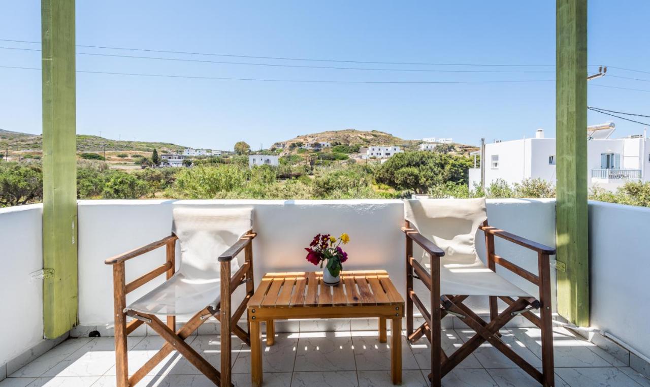 Pente Elies Milos Pollonia Exteriér fotografie
