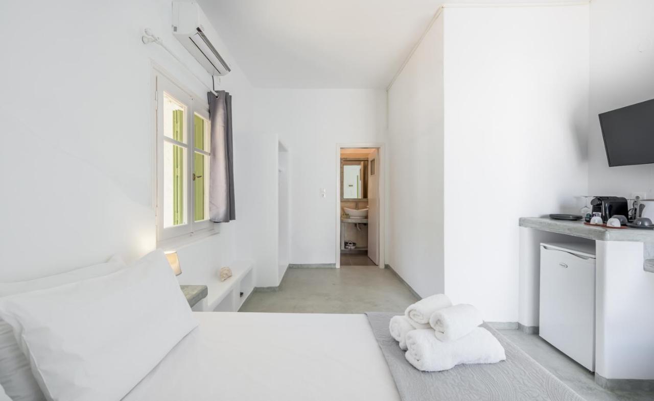 Pente Elies Milos Pollonia Exteriér fotografie