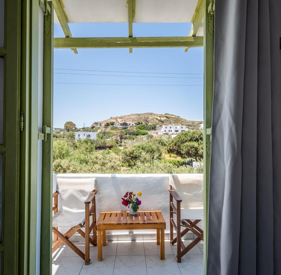 Pente Elies Milos Pollonia Exteriér fotografie