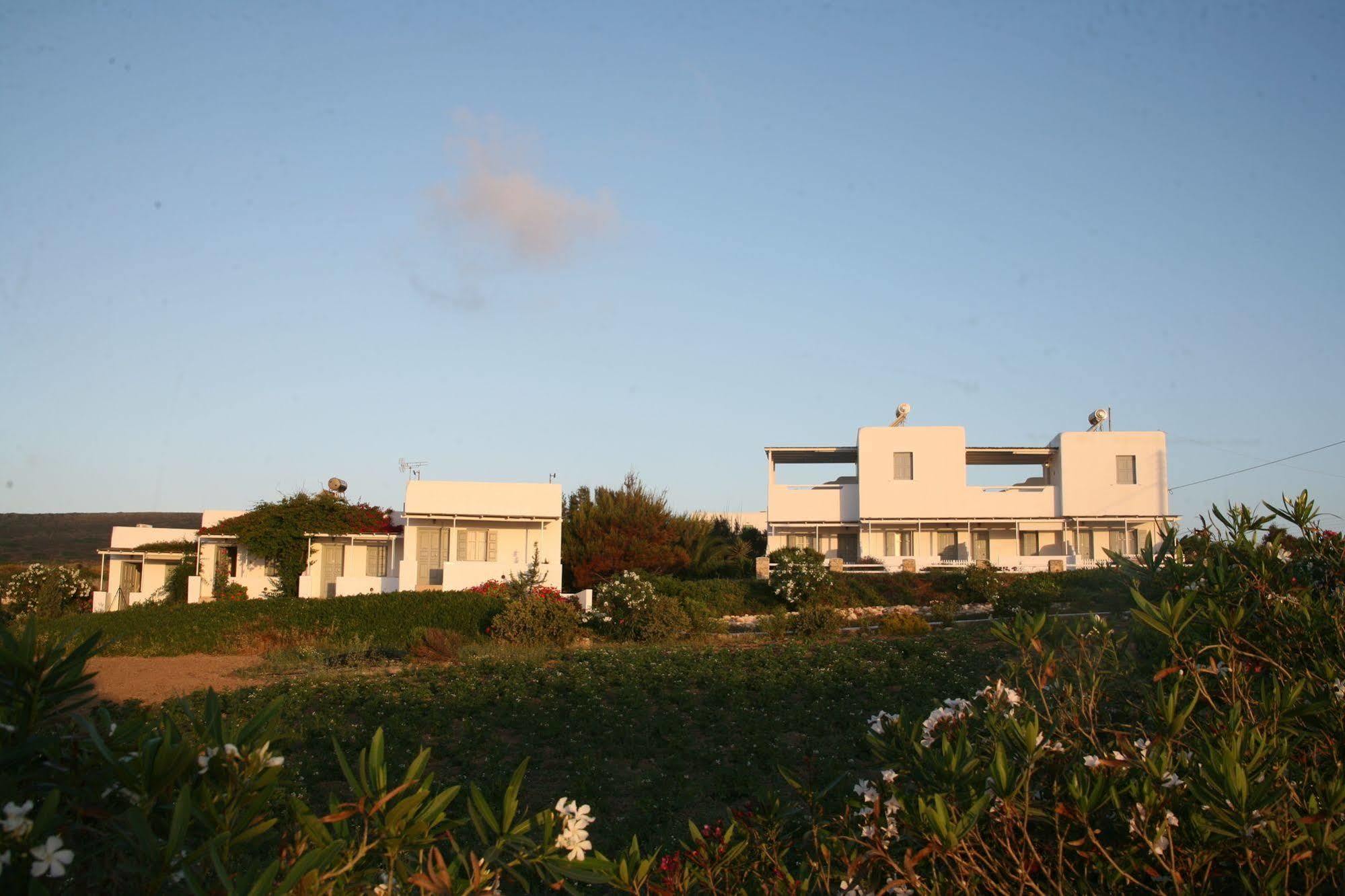 Pente Elies Milos Pollonia Exteriér fotografie