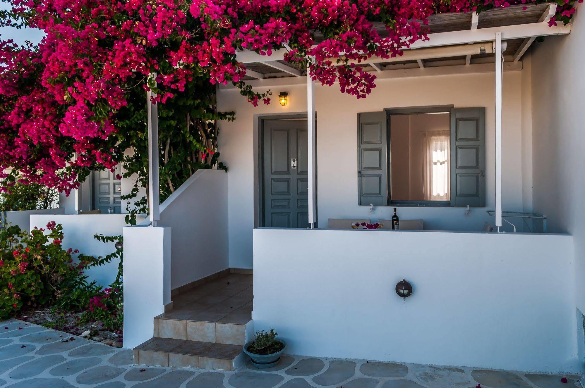 Pente Elies Milos Pollonia Exteriér fotografie